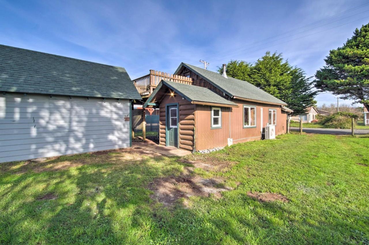 Unique Dog-Friendly Log Cabin Short Walk To Ocean Crescent City Dış mekan fotoğraf