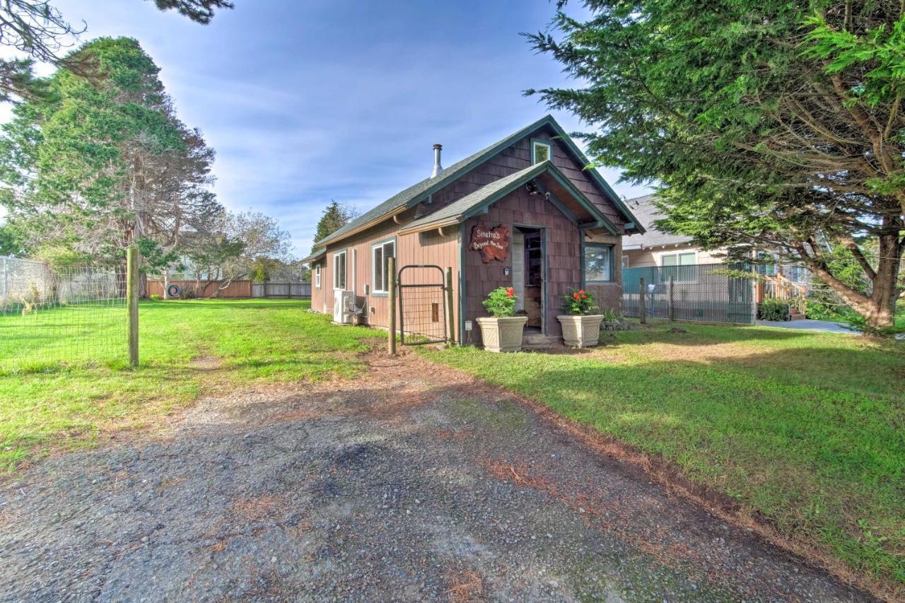 Unique Dog-Friendly Log Cabin Short Walk To Ocean Crescent City Dış mekan fotoğraf