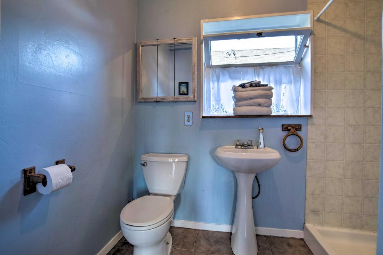 Unique Dog-Friendly Log Cabin Short Walk To Ocean Crescent City Dış mekan fotoğraf